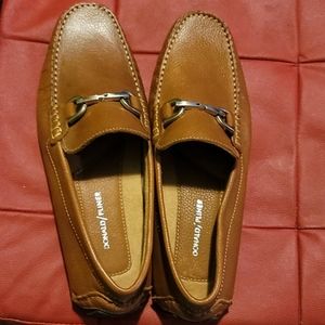 Donald/Pliner slip on
